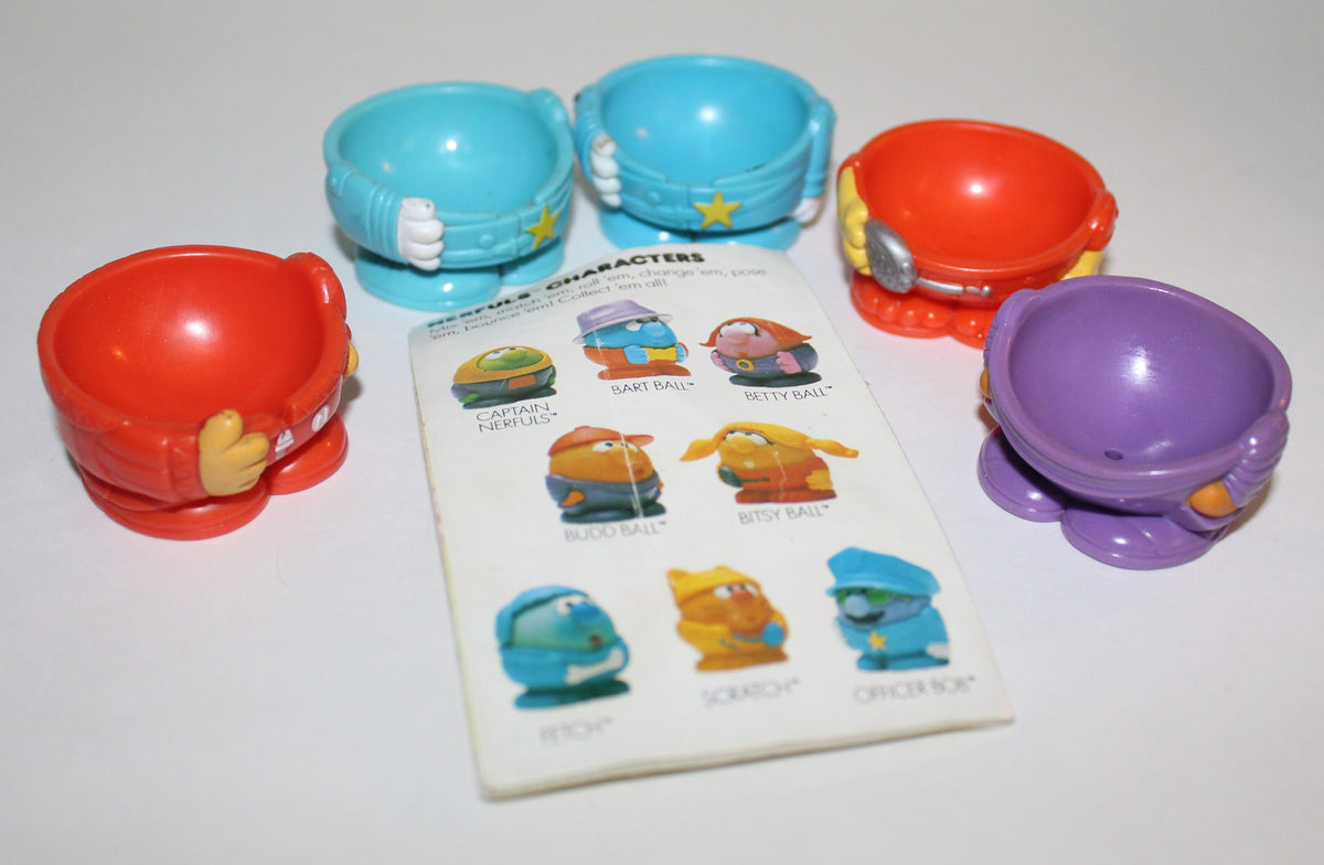 Nerfuls Lot of Figure Bottoms and Pamplet Parker Brothers 1985