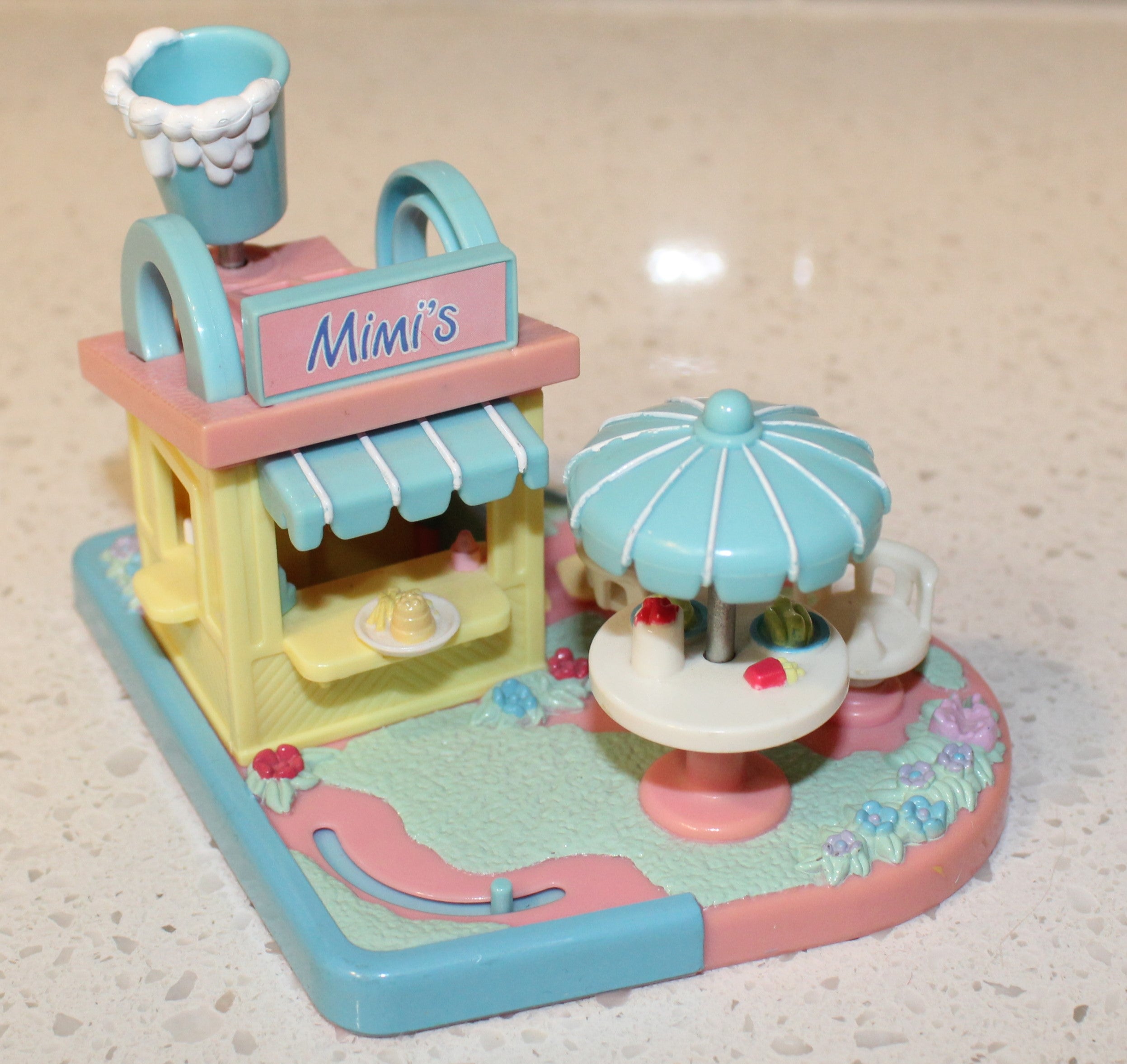 Mimi and the Goo Goos Cafe Burger Bar 1994 Bluebird Polly Pocket