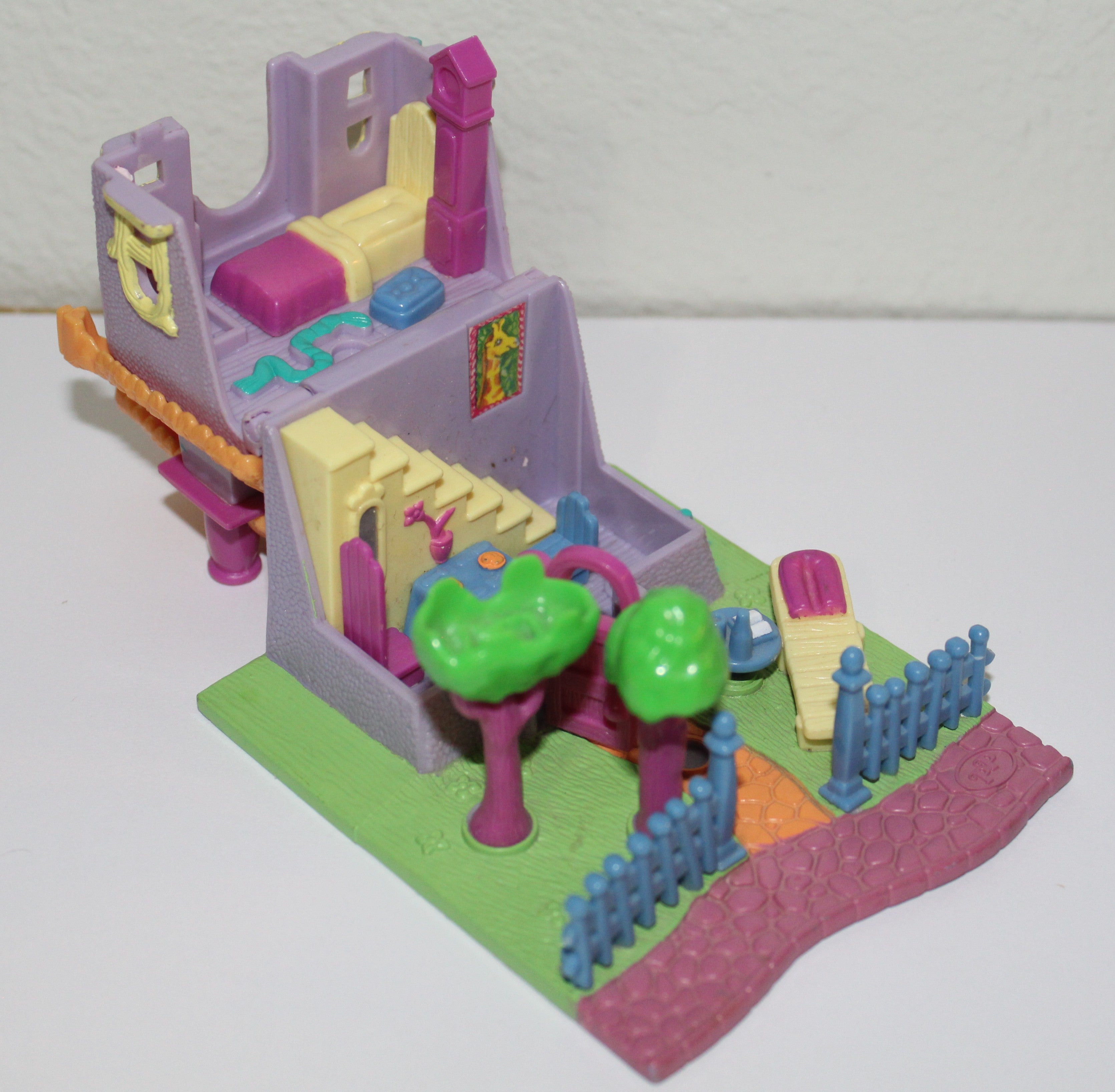 Polly Pocket Animal Wonderland Giraffe House Blue Bird 1994
