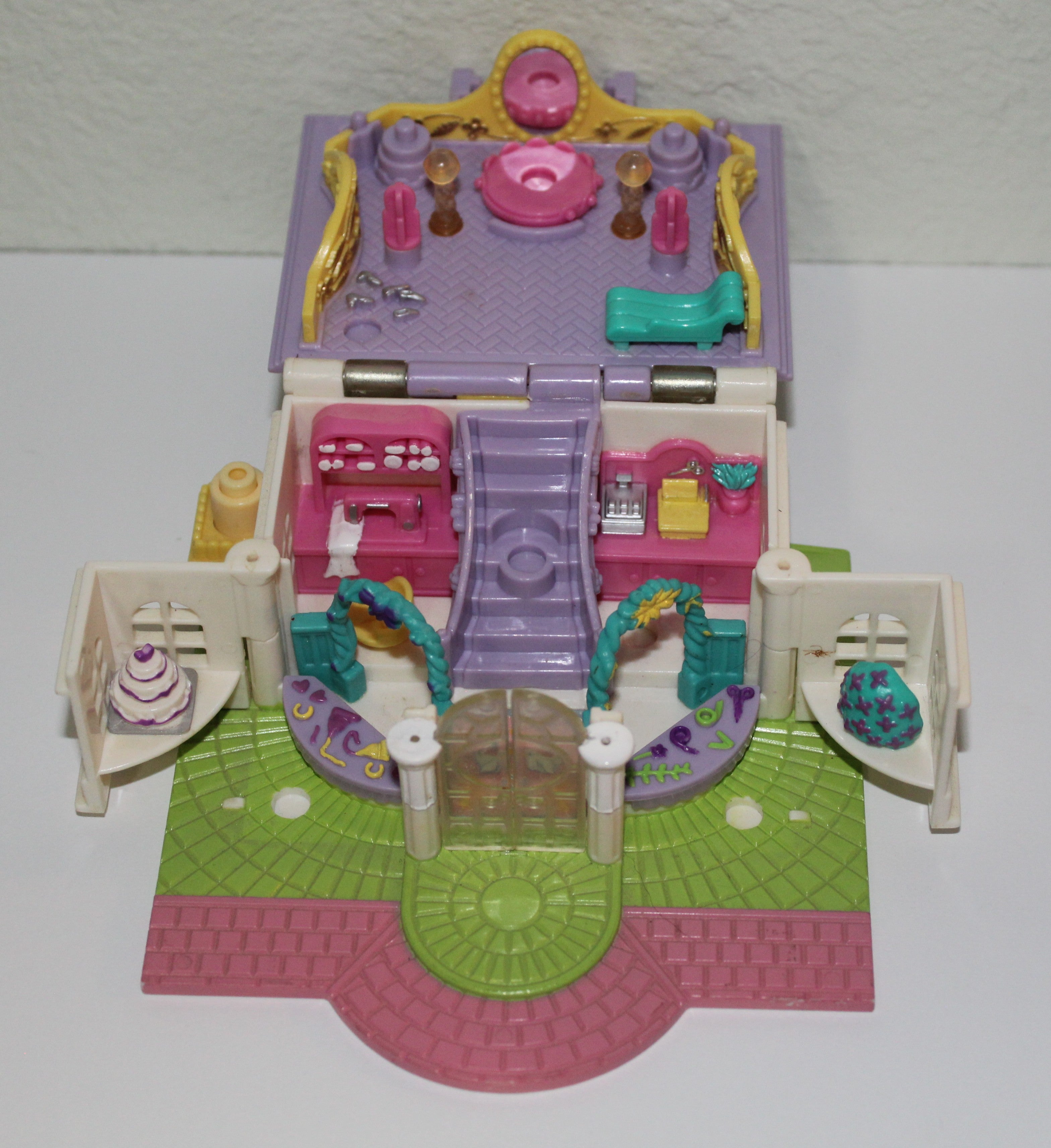 Polly Pocket Pocketville Light Up Bridal Salon 1994 Bluebird