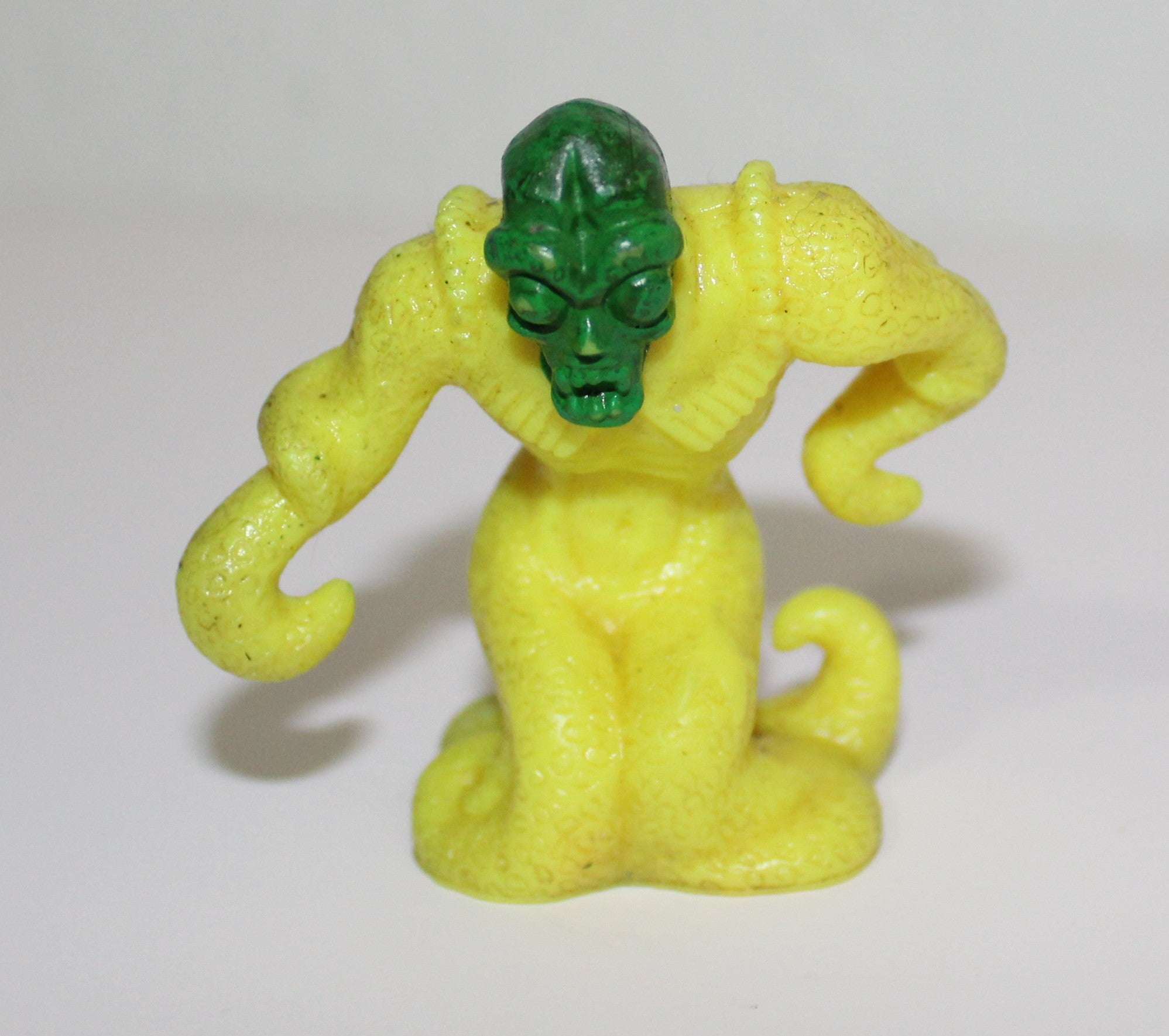 Monster in my Pocket Umi Bozu Figure Super Scary Series Matchbox 1990